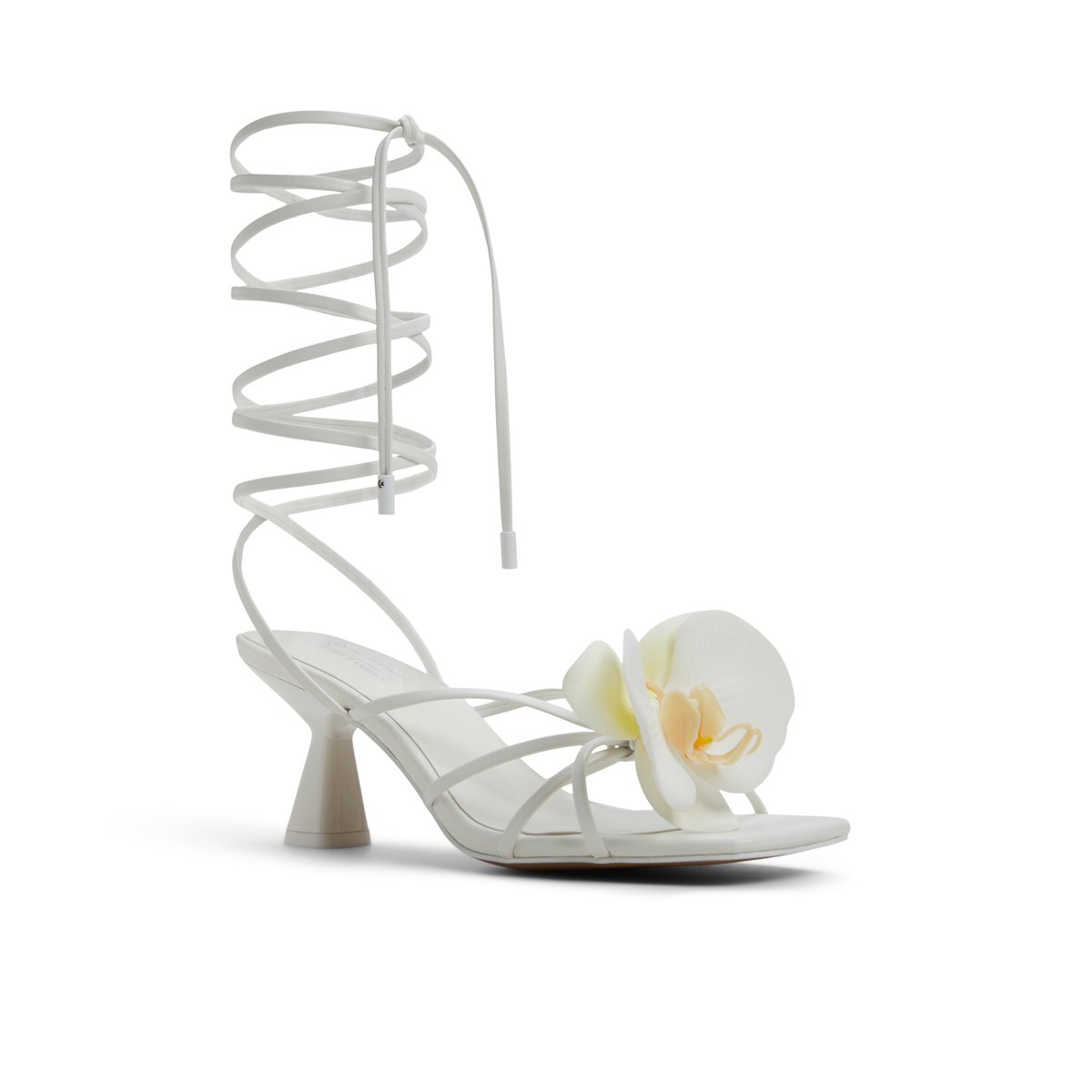 Flourish White Women's Low-mid Heels