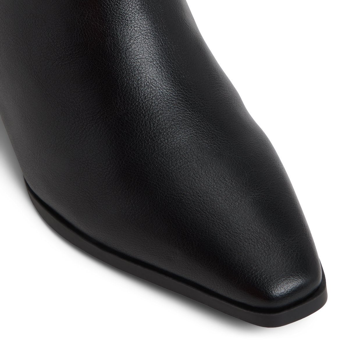 Brynleigh Black Women's Chelsea boots