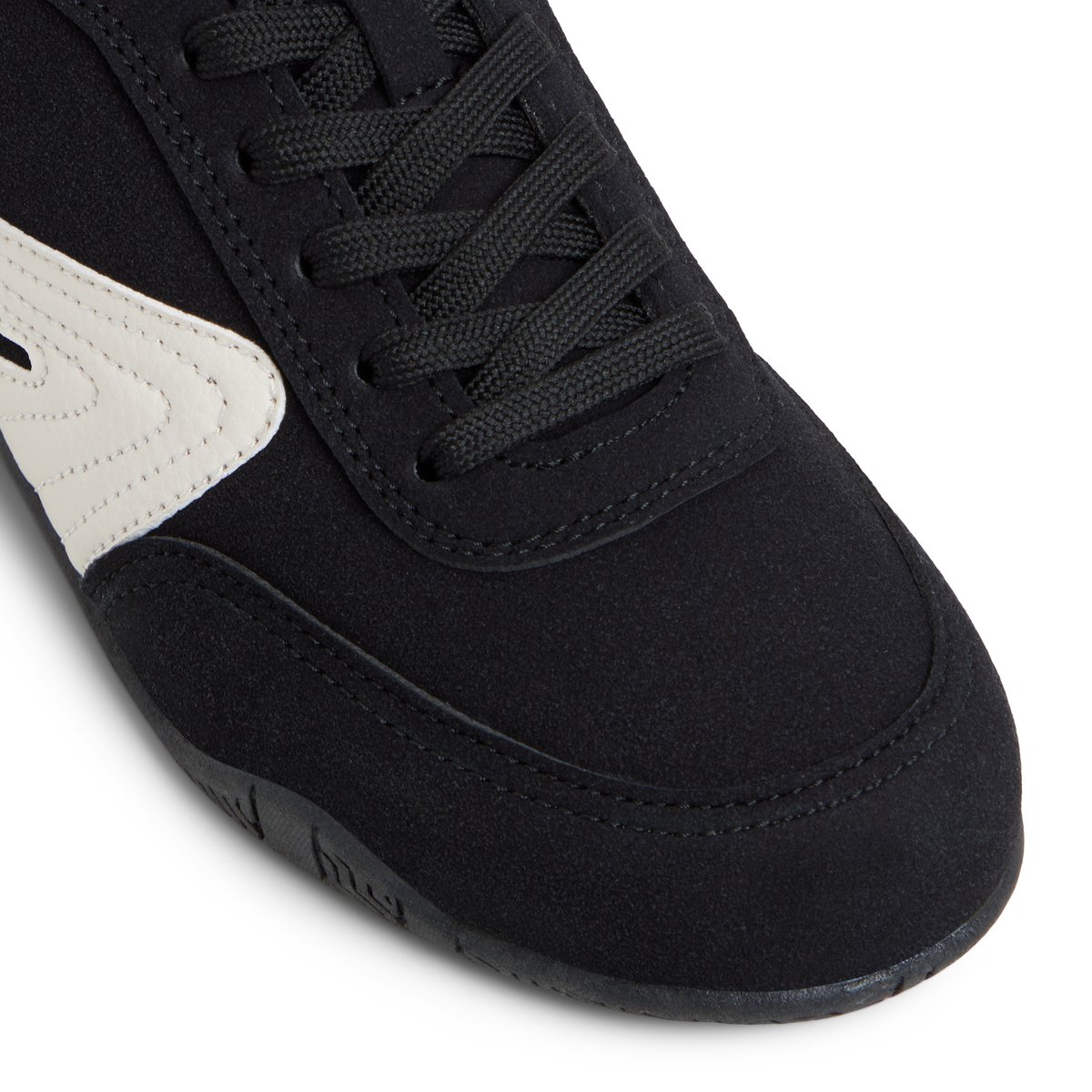 Pantheraa Black Women's Low Tops