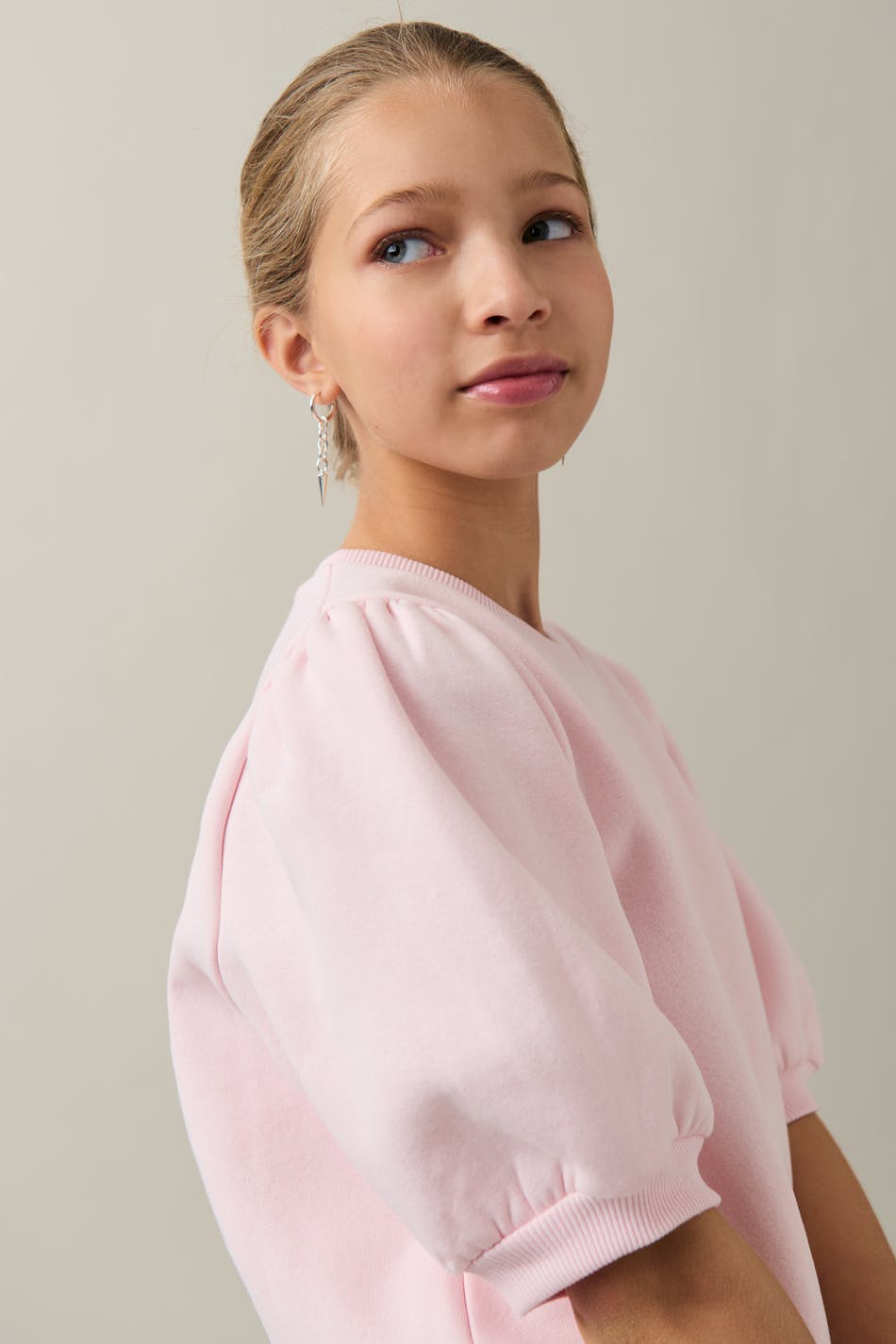 Y Puff Sleeve Sweater