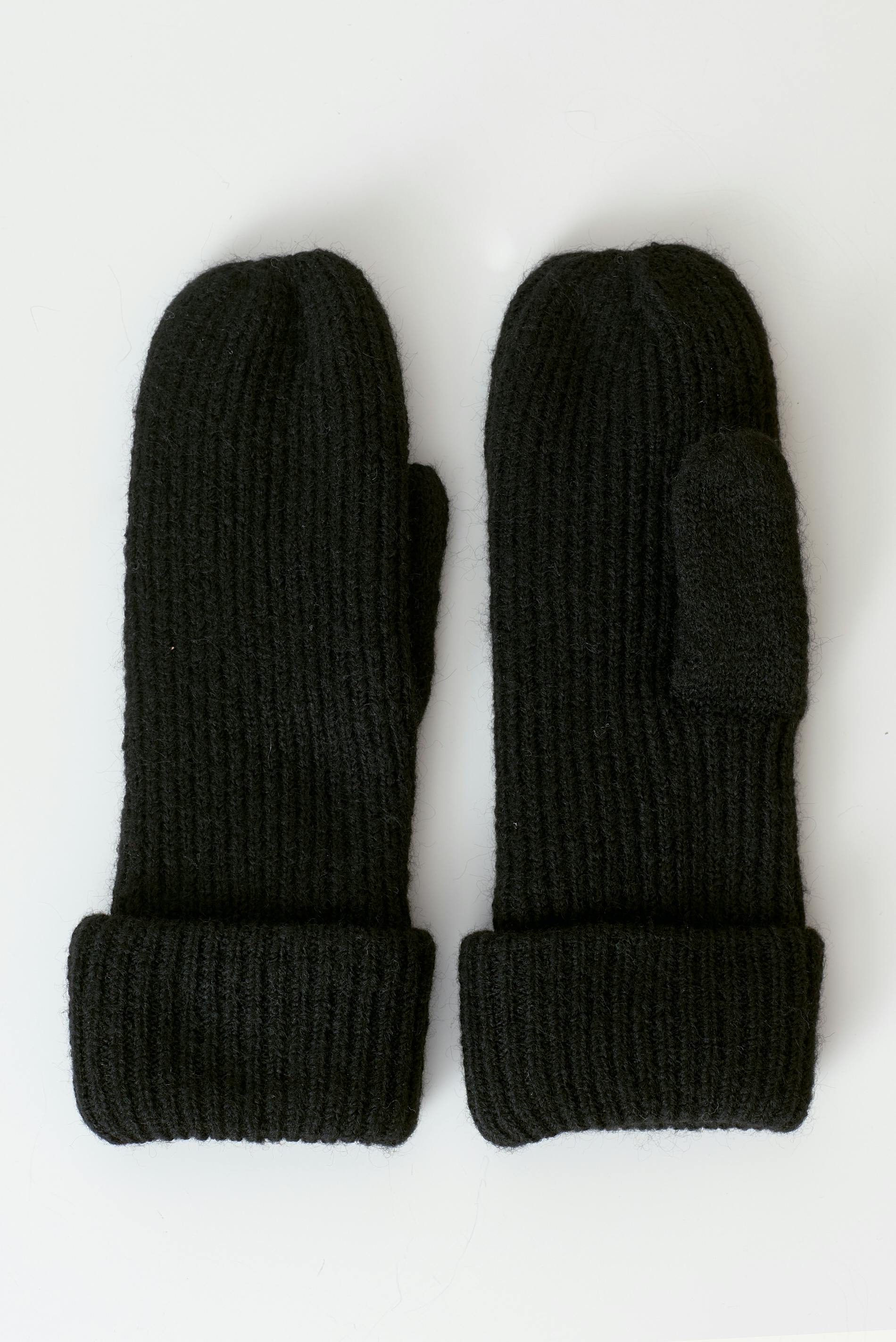 Rib Mitten