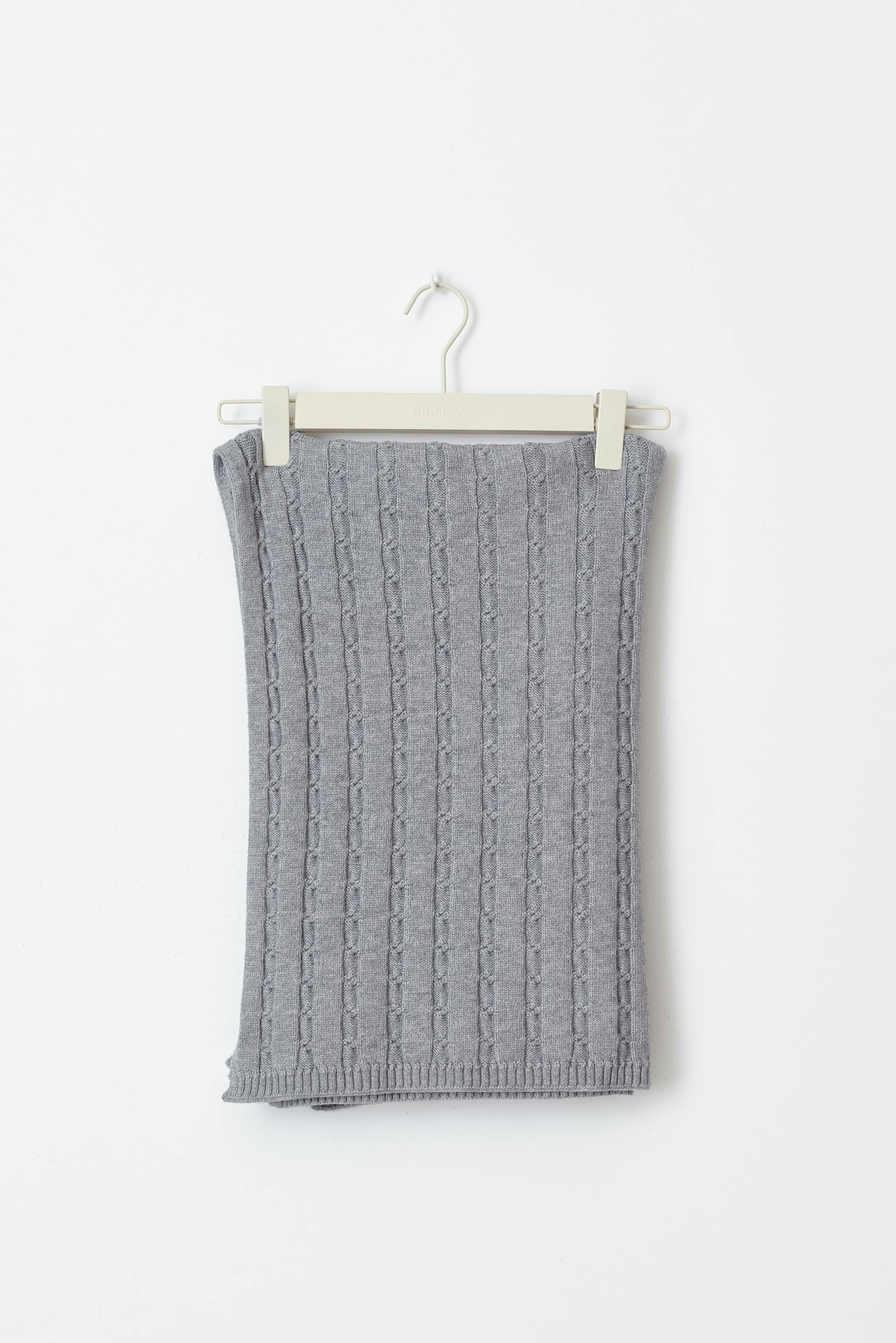 Soft Knitted Cable Scarf