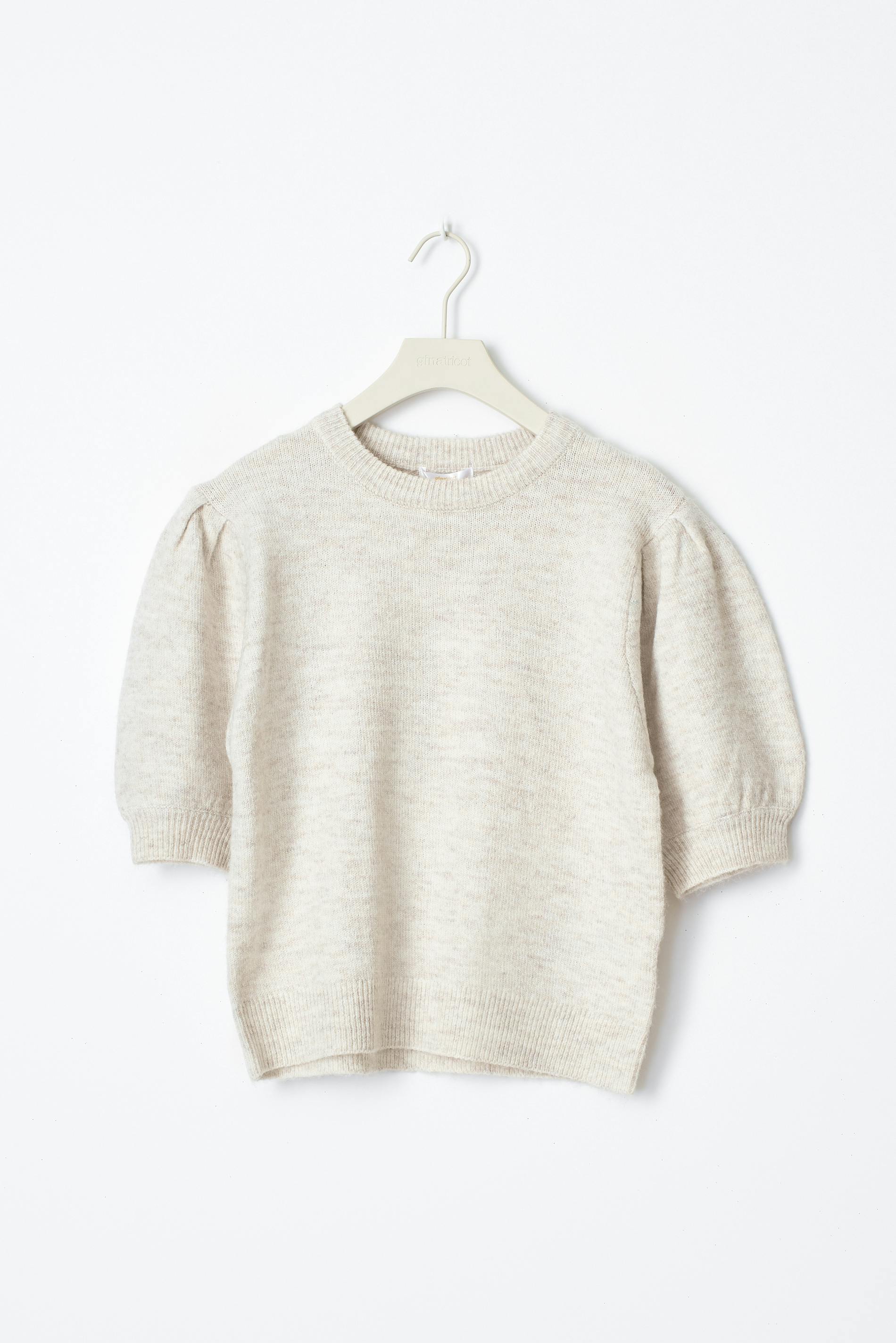 Y Kn Cropped Sleeve Top