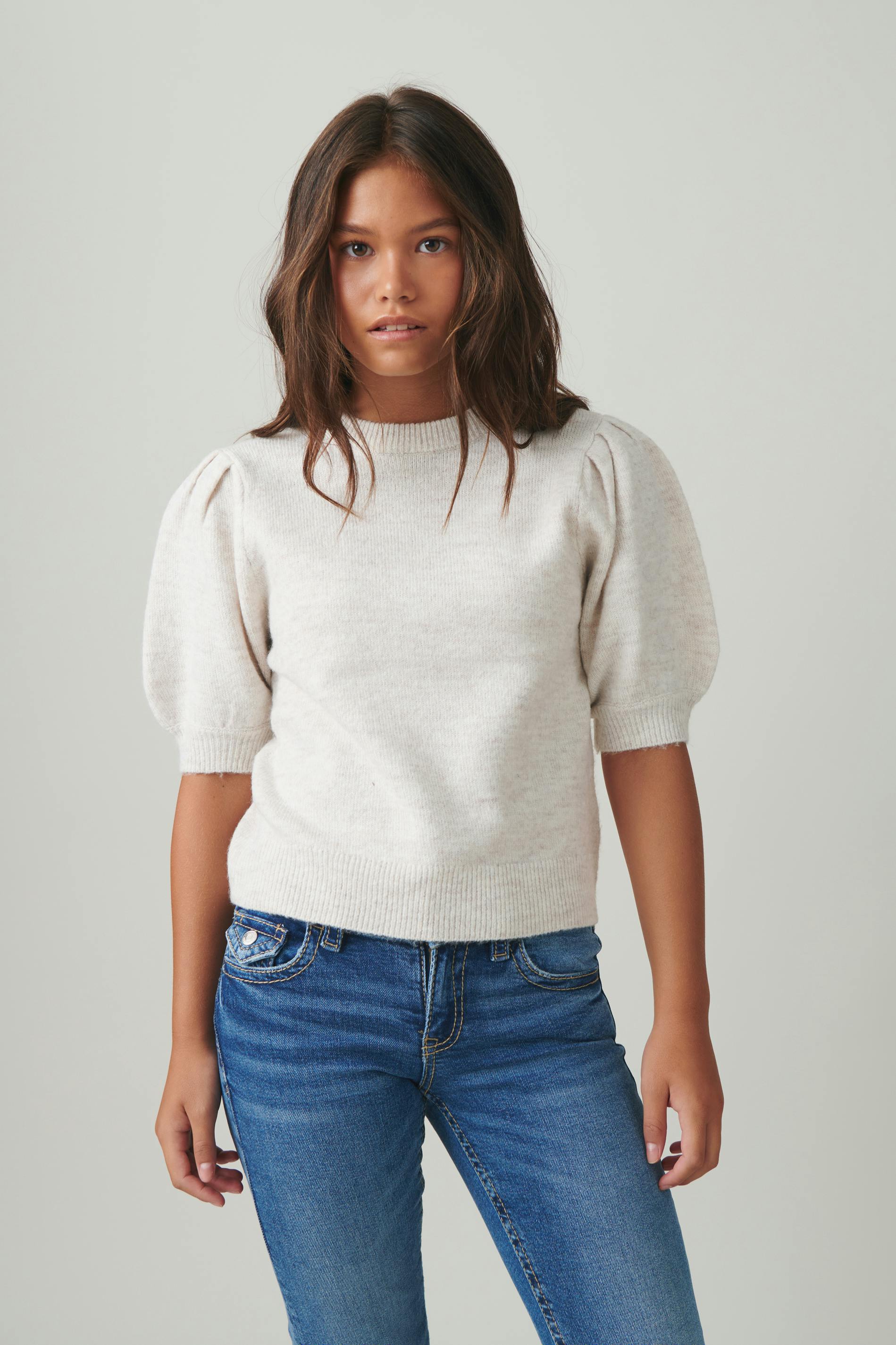 Y Kn Cropped Sleeve Top