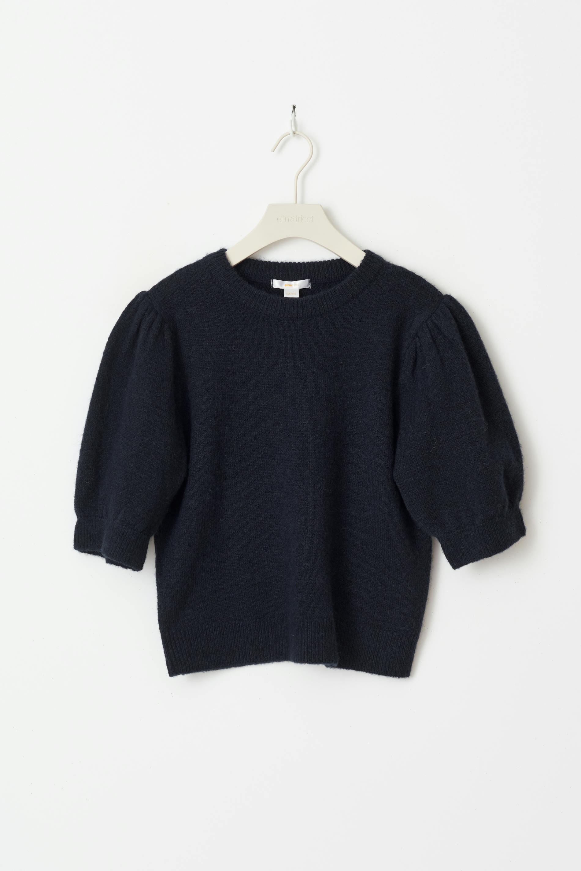 Y Kn Cropped Sleeve Top