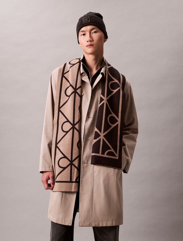 Emblem Logo Scarf and Beanie Gift Set