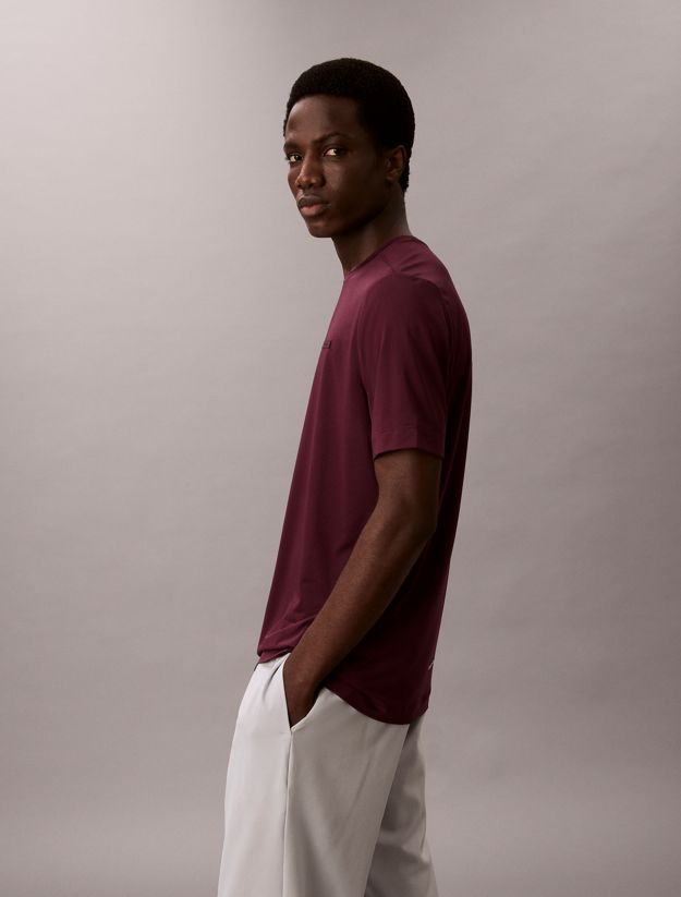 Breathable Anti-Wrinkle Travel T-shirt