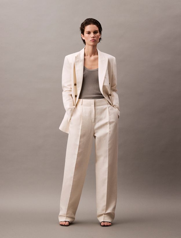 Relaxed Linen Pleated Trousers