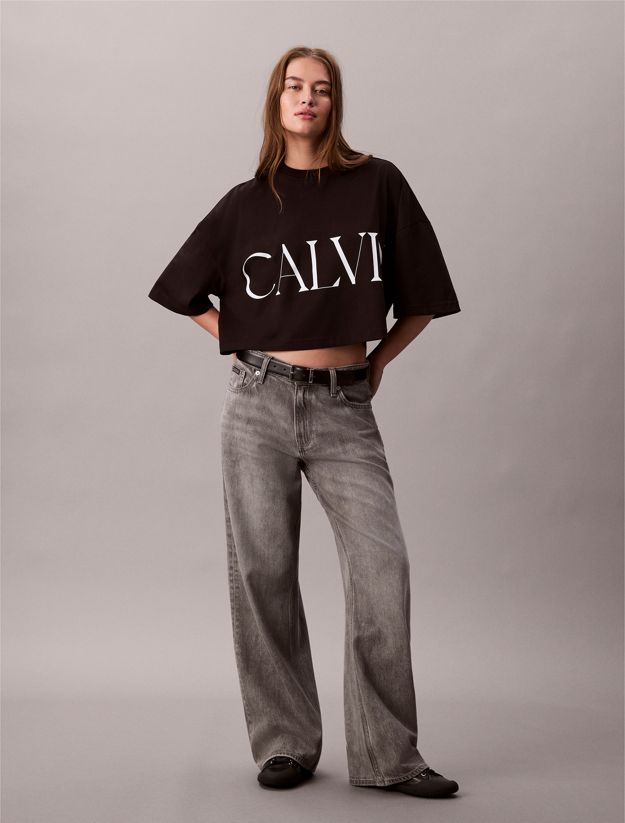 Cropped Graphic Logo T-shirt