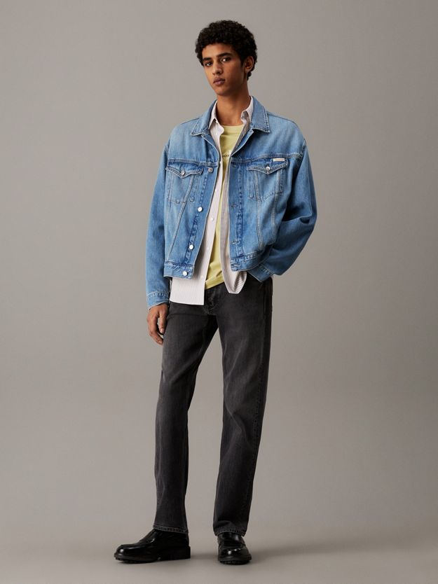 Standard Straight Jeans