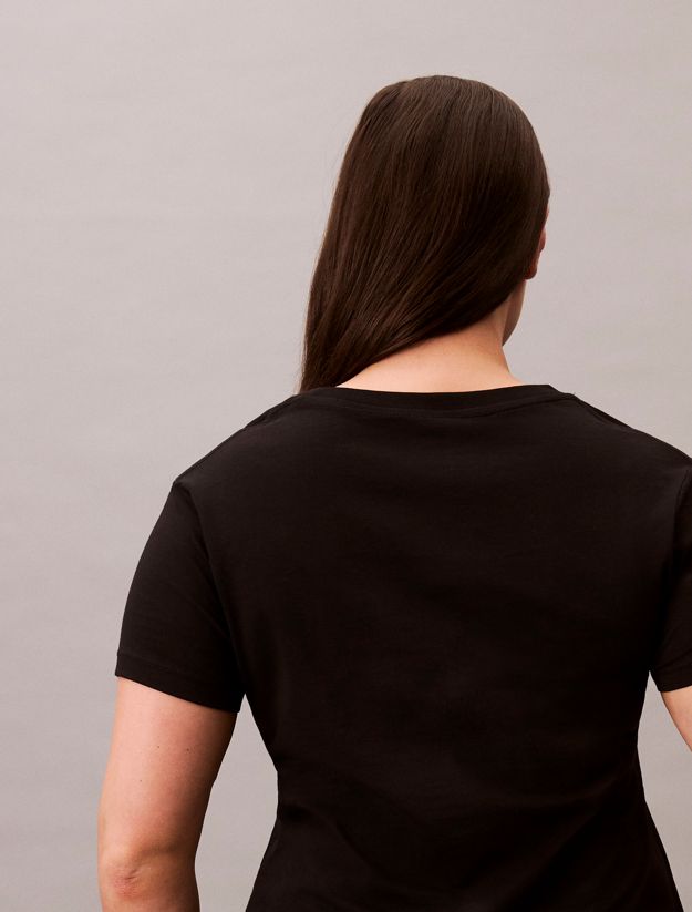 Plus Size Slim Logo T-shirt