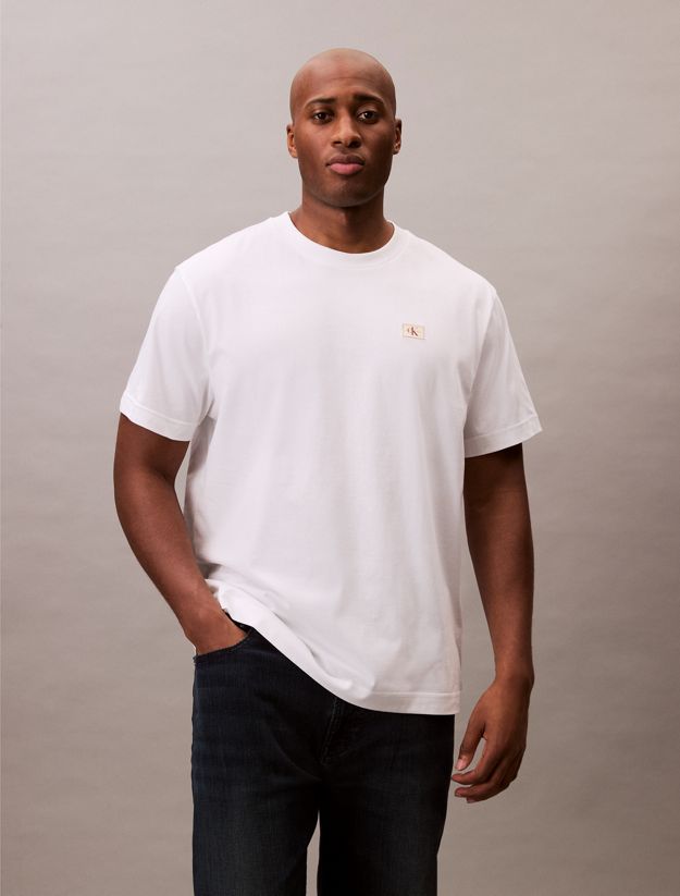 Plus Size Badge T-shirt