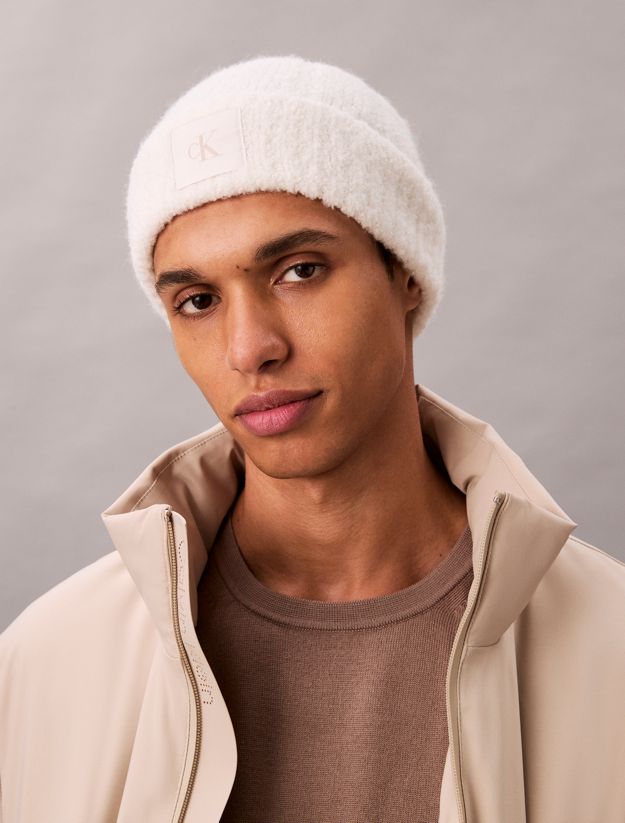 Soft Boucle Signature Logo Beanie