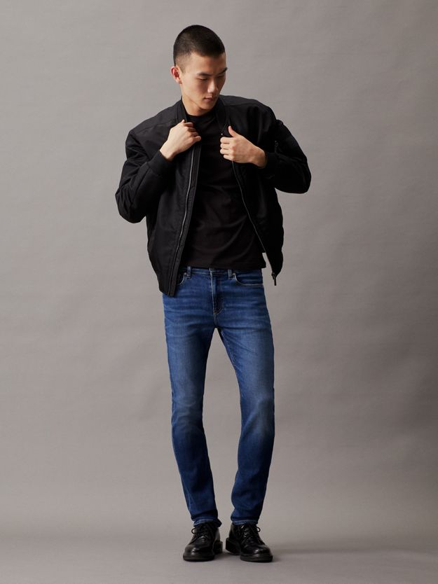 Slim Tapered Jeans