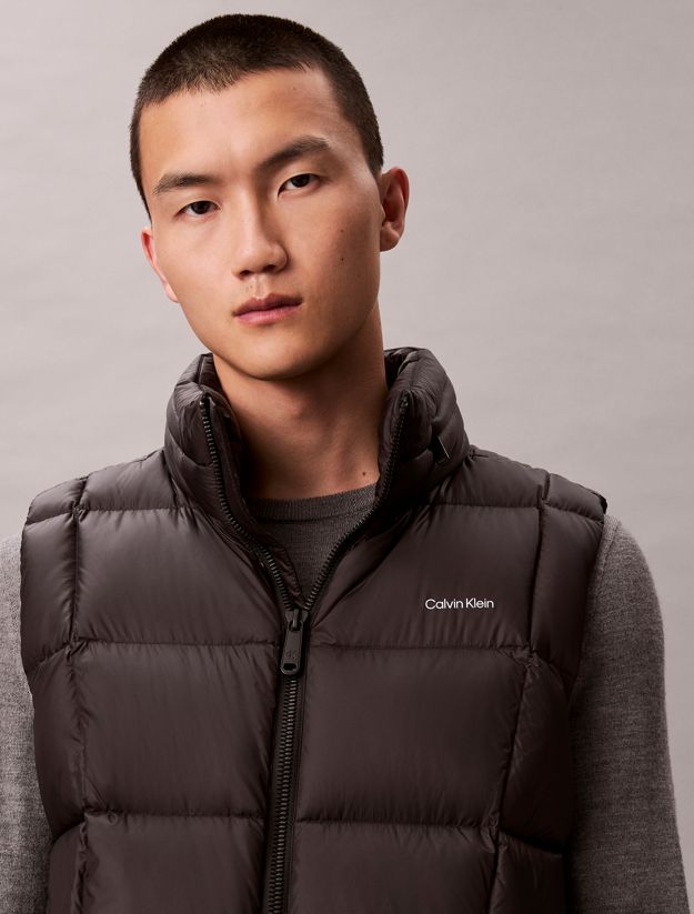 Nylon Quilted Puffer Vest