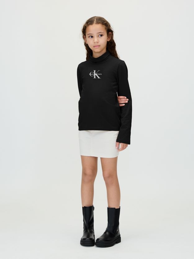 Slim Turtle Neck Top