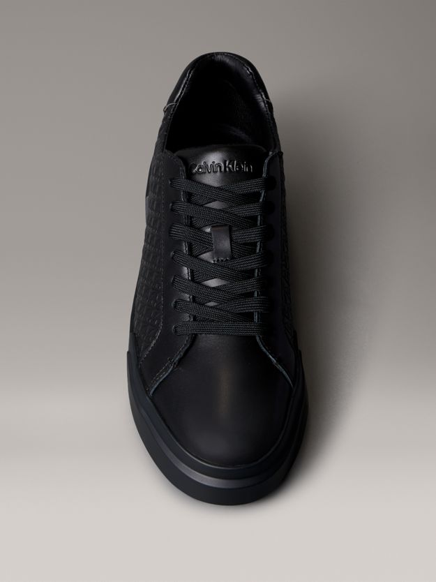 Durable Traction Logo Trainers