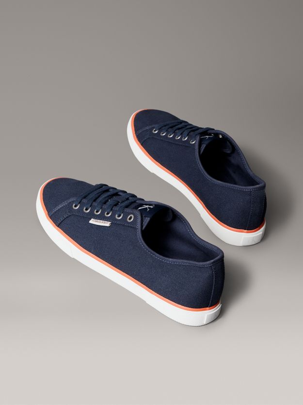 Canvas Trainers