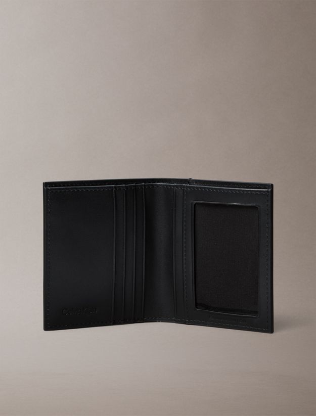 Bold Graphic Slim Bifold Wallet