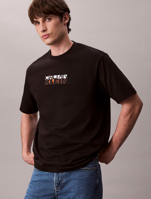 Block Logo Graphic Relaxed T-Shirt