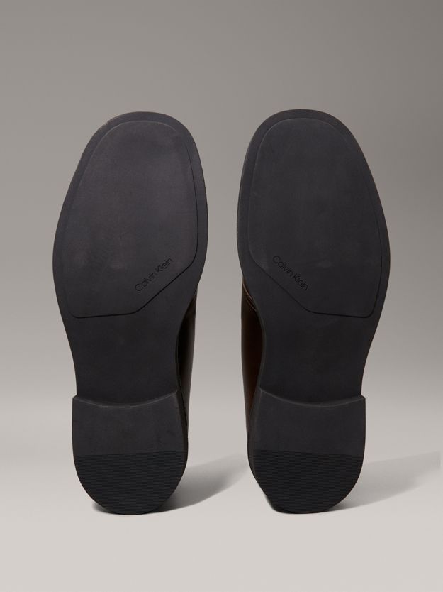 Leather Lace-Up Shoes