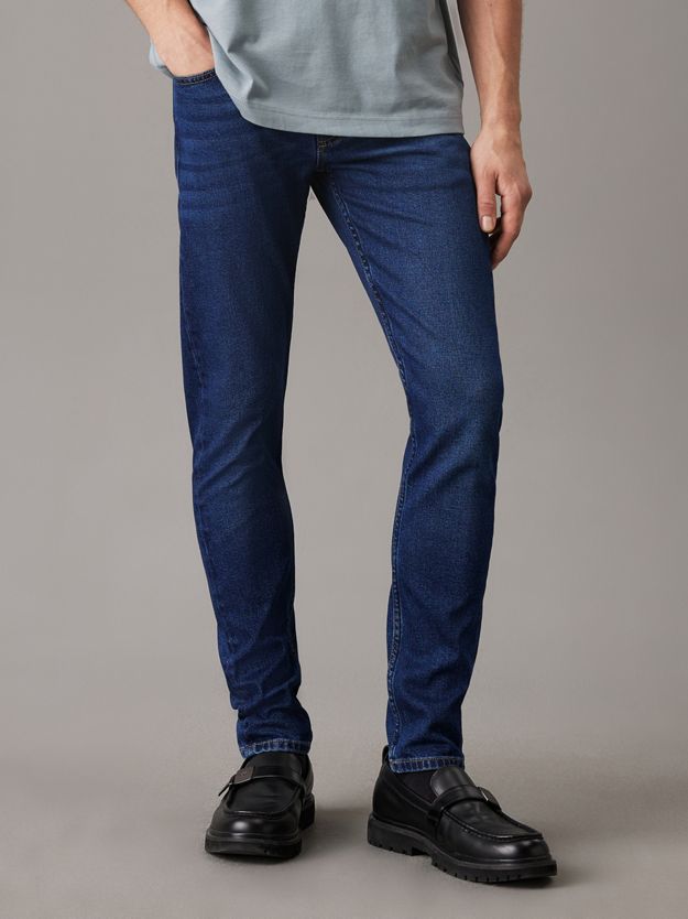 Slim Tapered Jeans