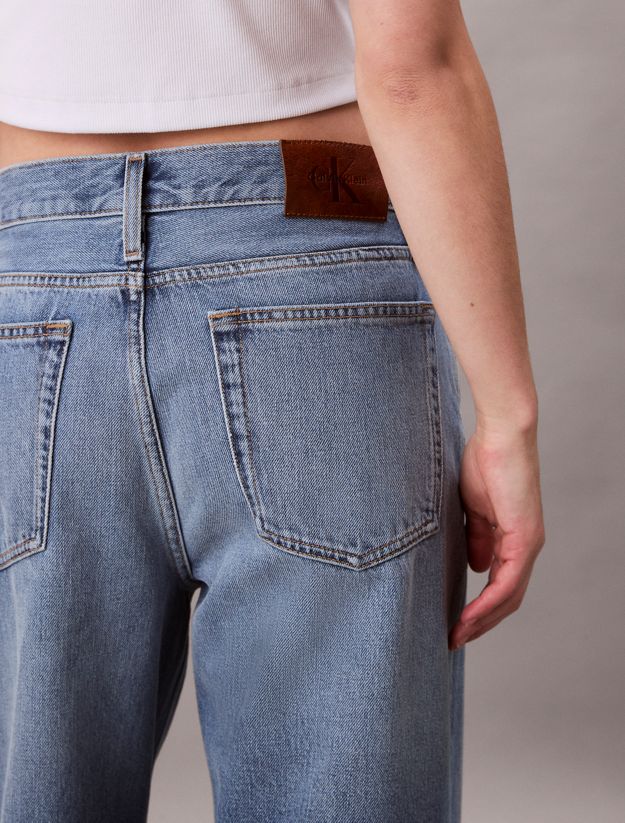 Low Rise Baggy Jeans