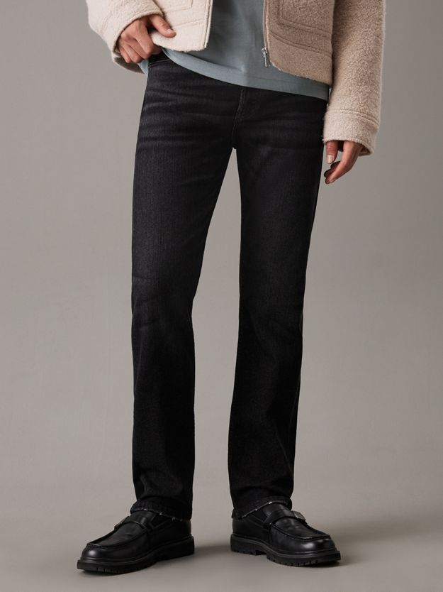 Standard Straight Jeans