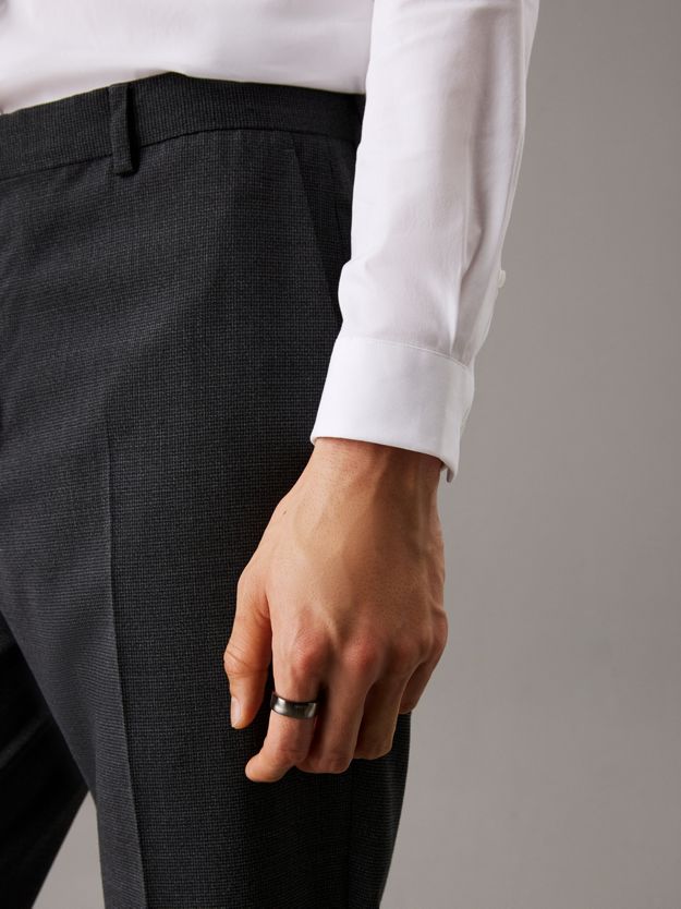 Wave Shape Ionic Plated Ring