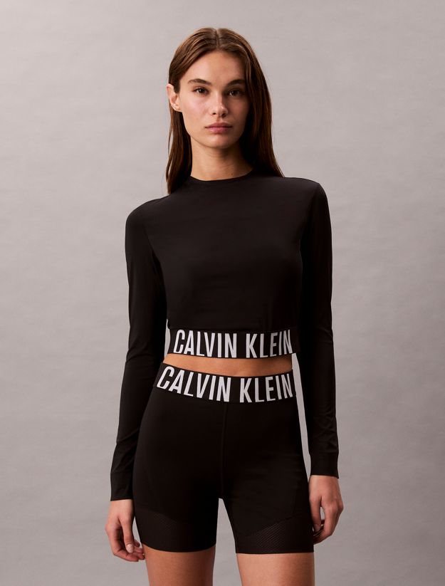 Cropped Open-Back Long Sleeve Gym T-shirt