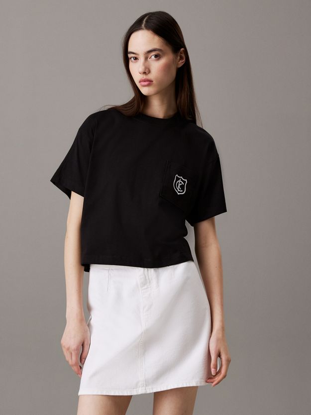 Cropped Shield Logo T-shirt