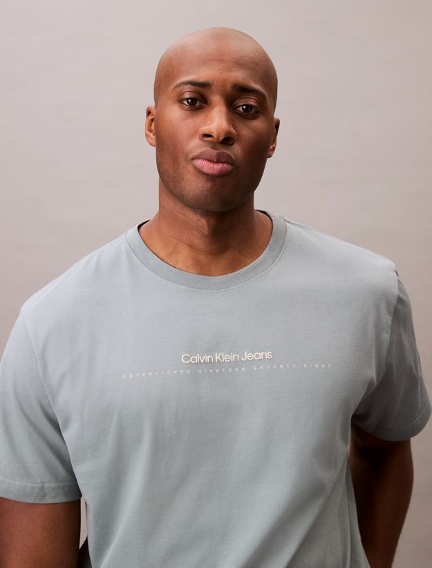 Plus Size Logo T-shirt