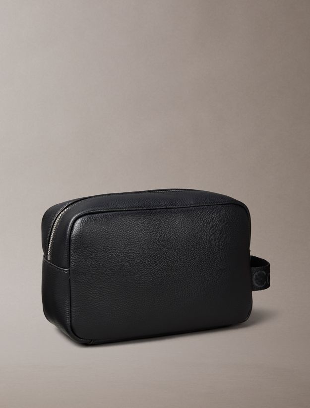 Cargo Dopp Kit