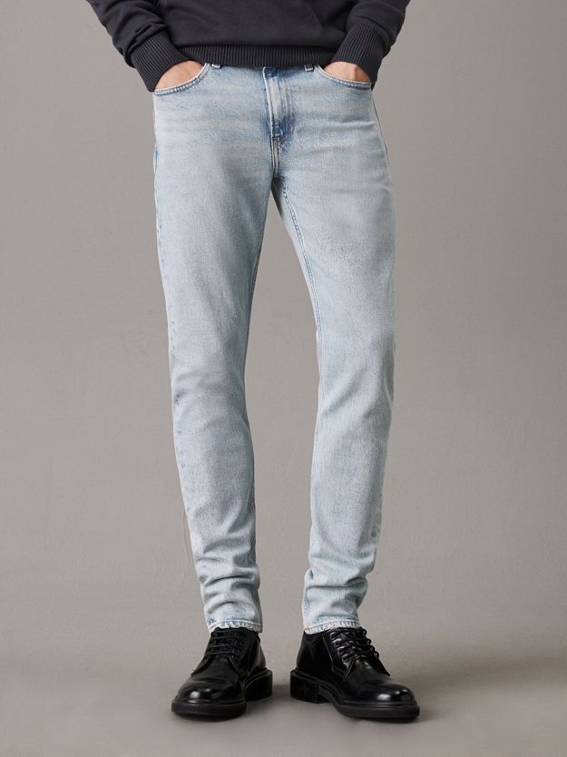 Slim Tapered Jeans