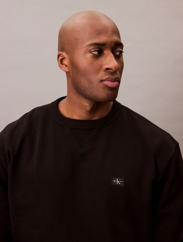 Plus Size Badge Sweatshirt