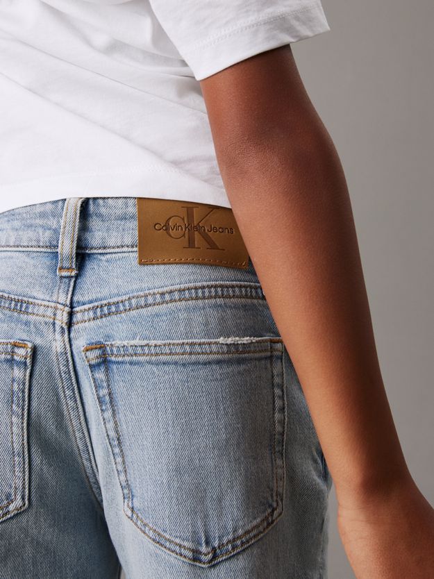 Relaxed Skater Jeans