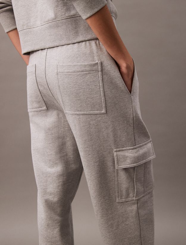 Relaxed Cargo Joggers