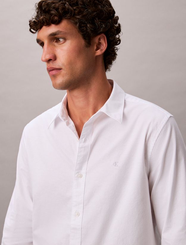 Solid Classic Oxford Button-Down Shirt