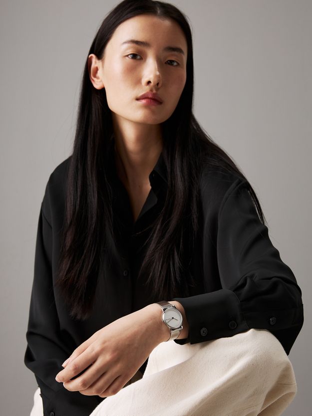 Linear Dial Mesh Bracelet Watch