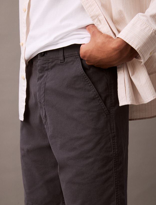 90's Relaxed Chino Shorts