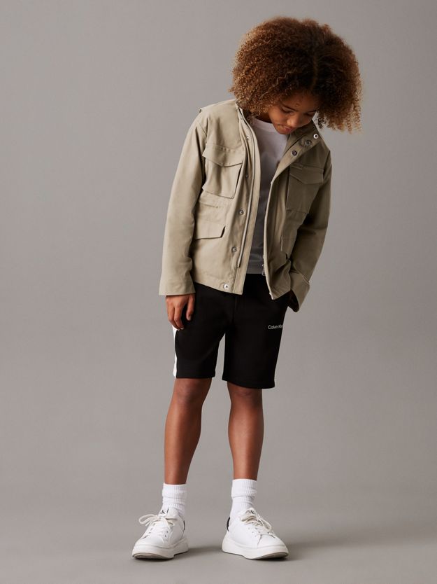 Relaxed Colourblock Jogging Shorts