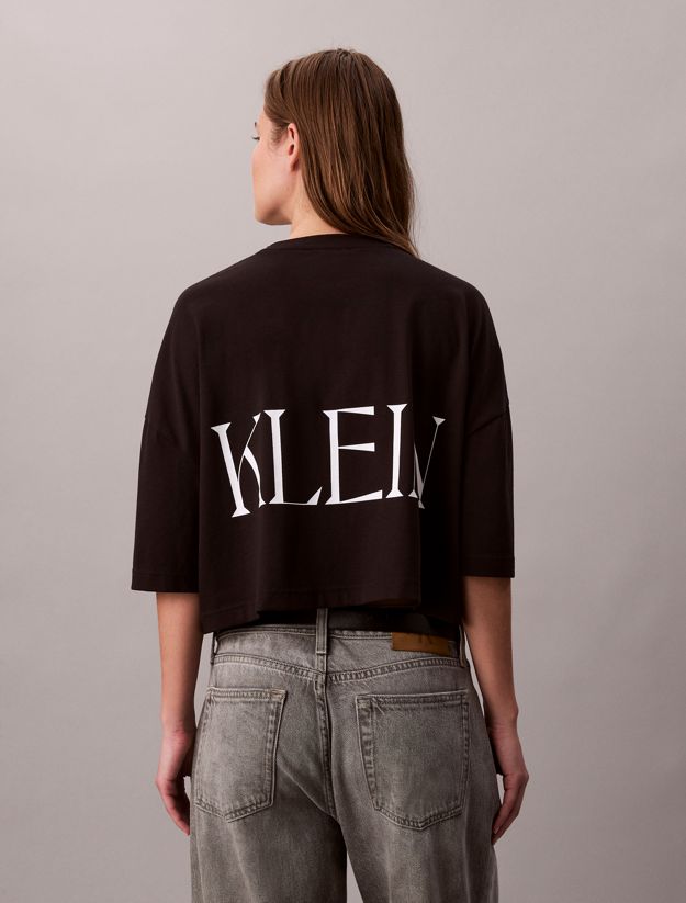 Cropped Graphic Logo T-shirt