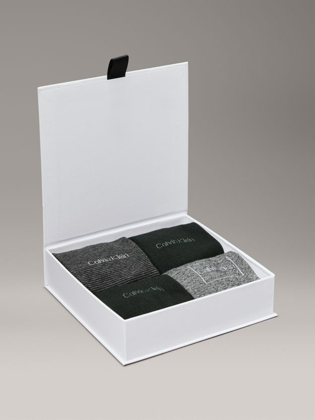 4 Pack Crew Socks Gift Set