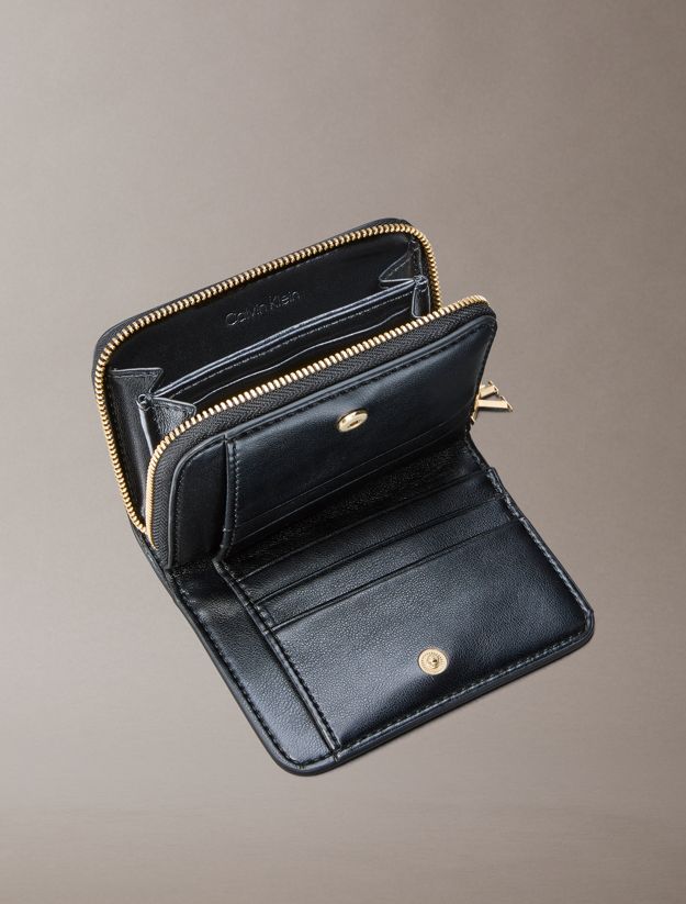 Leather Medium Zip Wallet