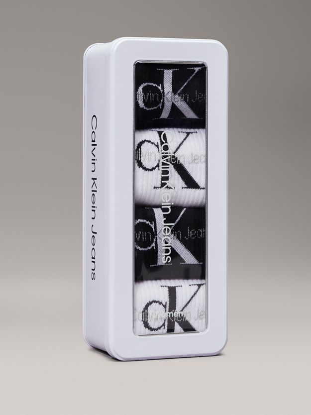 4 Pack Crew Socks Gift Set