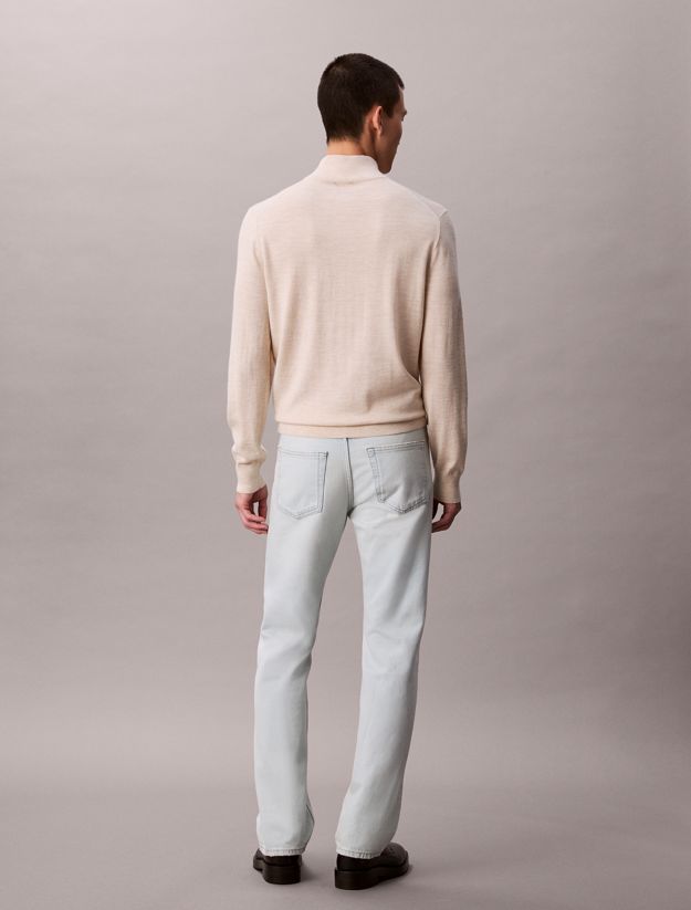 Standard Straight Jeans