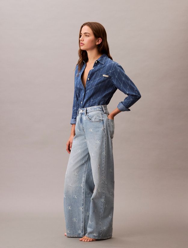 Wide Leg Logo Jeans