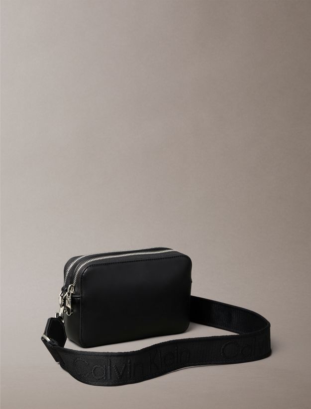 Convertible 2-Strap Crossbody Camera Bag