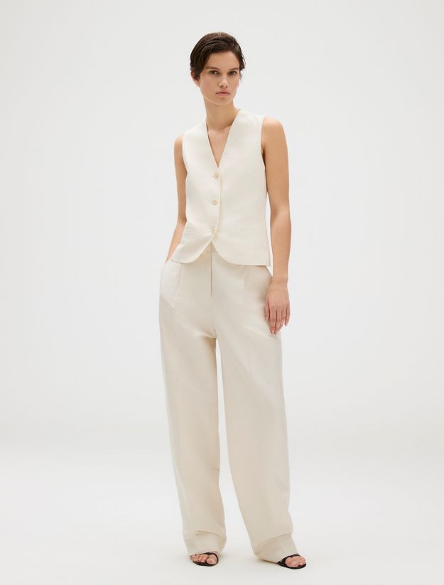 Relaxed Linen Pleated Trousers