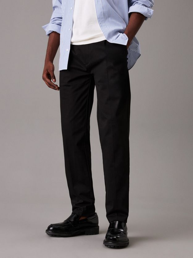 Tapered Pleated Chino Trousers